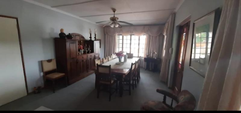 5 Bedroom Property for Sale in Albertinia Western Cape